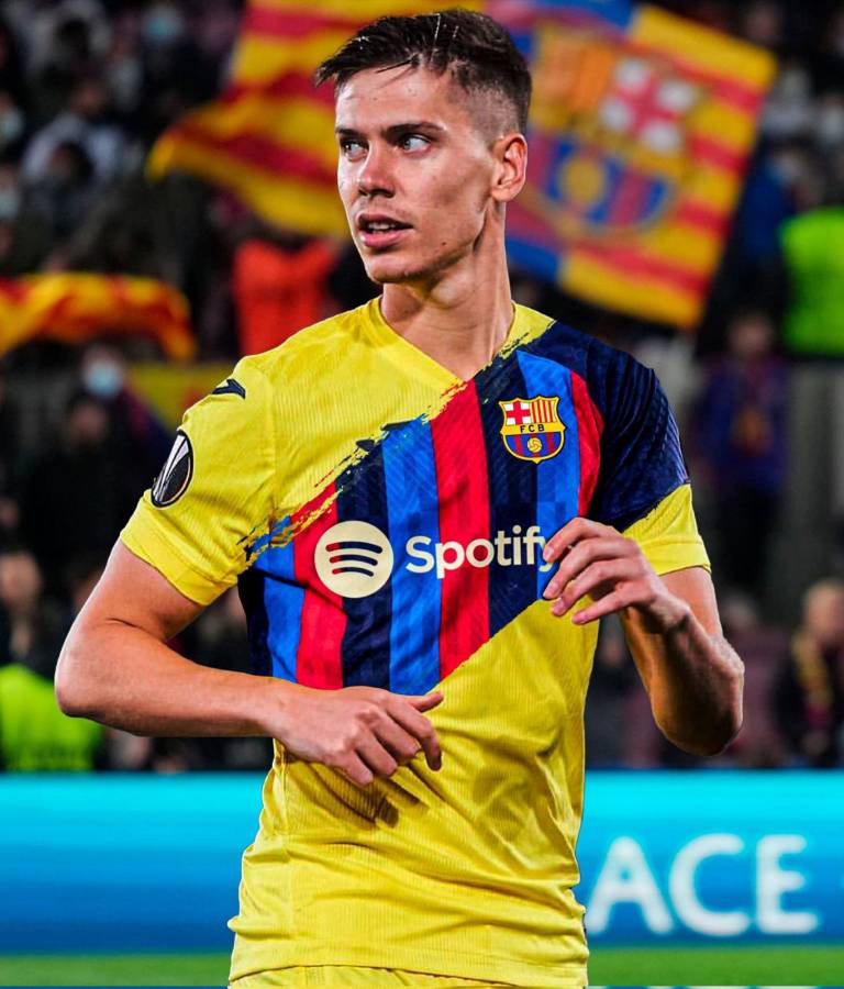 Llegó al Barcelona en este mercado y pide salir; ofertón del United por figura del Real Madrid y Cavani jugará en España