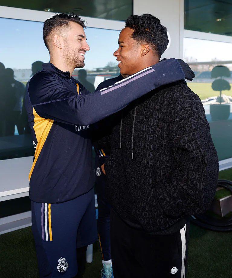 Real Madrid con una visita especial: Endrick conoció a sus nuevos compañeros y las palabras de Ancelotti