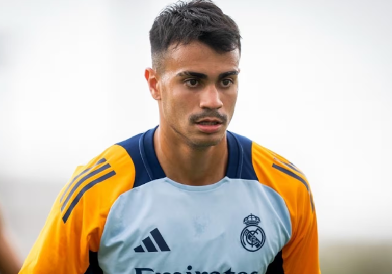 Reinier Jesús no tiene oportunidad con el primer equipo del Real Madrid desde su llegada.