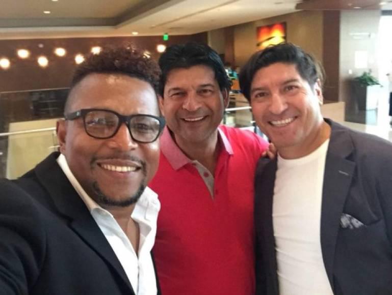 Carlos Pavón, Hristo Stoichkov y Donald Trump se la pasan de maravilla en un mano a mano jugando al golf