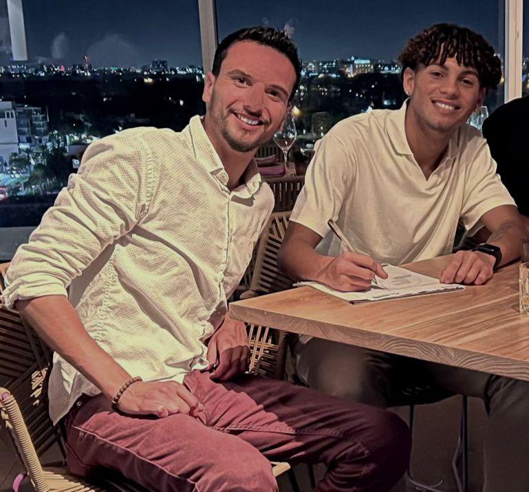 El brasileño Pedro Nery, fundador de la agencia de futbolistas Future Soccer, es el representante de David Ruiz desde 2001.