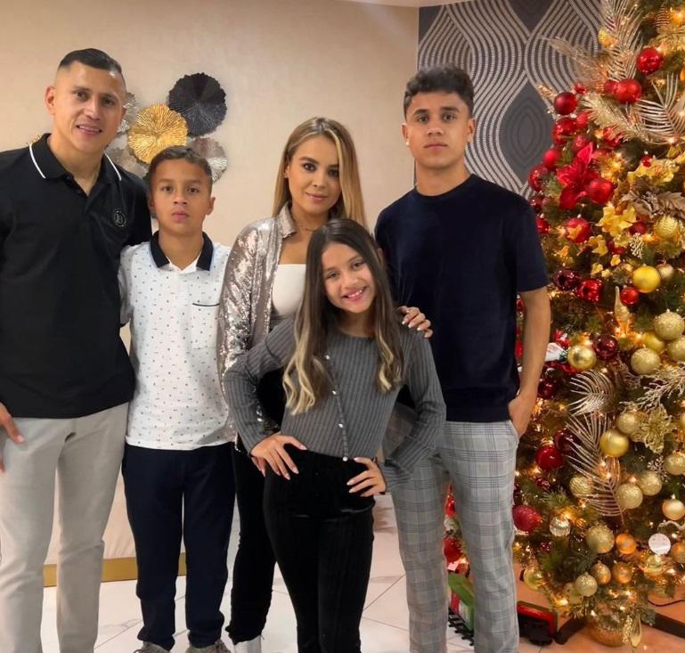 Polémica: Jugador de Cruz Azul festeja cumpleaños de su hijo con temática del narcotraficante “Chapo” Guzmán