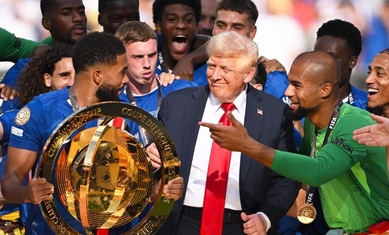 Chelsea tiene una replica: Donald Trump confiesa lo que ocurrió con el trofeo original del Mundial de Clubes