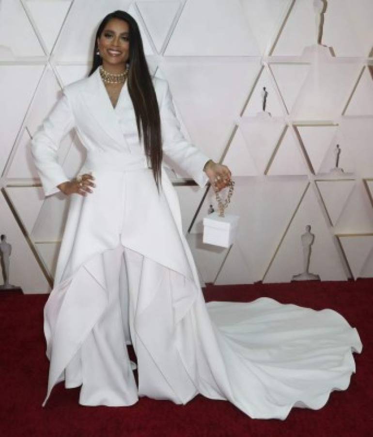 Alfombra roja de los Premios Óscar 2020: Los looks más extravagantes y polémicos de los famosos