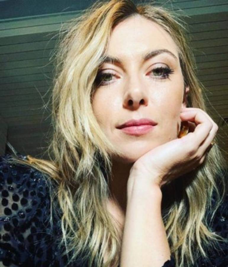 Maria Sharapova regala su número de teléfono para divertirse durante la cuarentena
