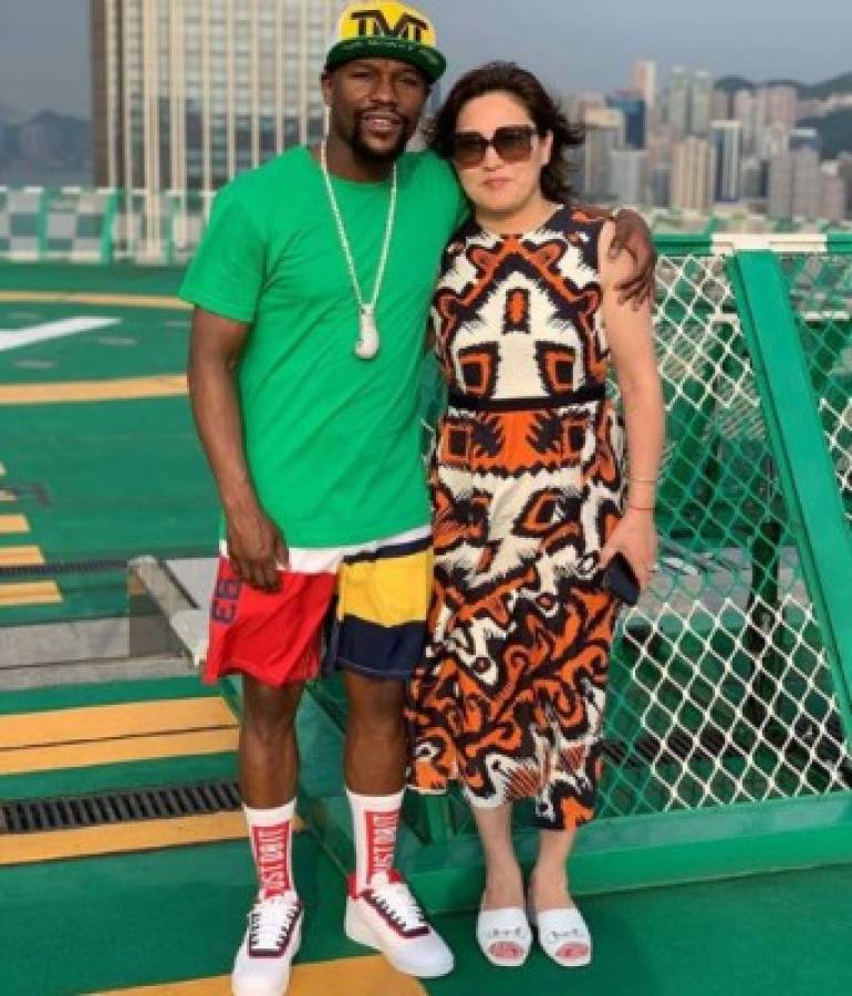 Floyd Mayweather presume de su lujosas vacaciones en Tokio, Hong Kong y Dubái