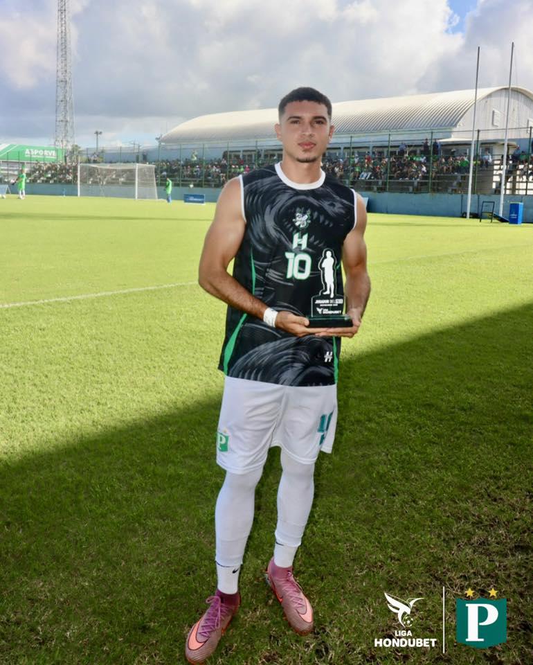 Fichajes: Palma suena en España, Olimpia atento con figura, Chelito es noticia y Motagua quiere a juveniles