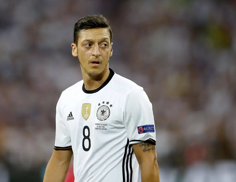 La mujer por la que Ozil no llegó al Bayern Múnich y terminó fichando por el Real Madrid en 2010