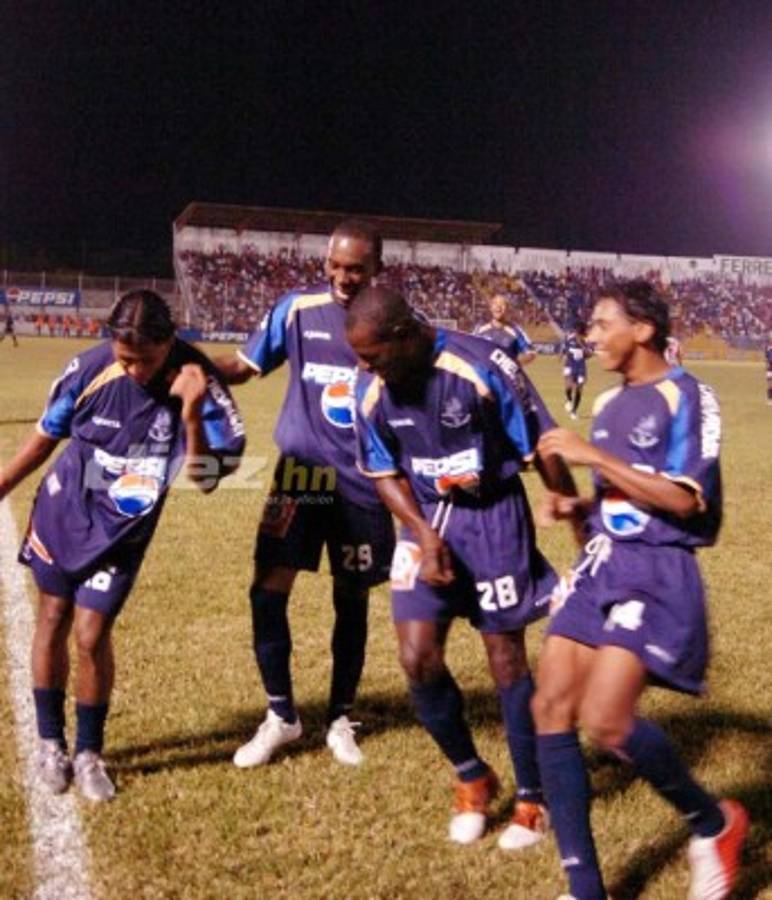 Edy Vásquez: El auto desecho donde murió, su contagioso baile, el llanto desconsolado de Emilio Izaguirre y su título con Motagua