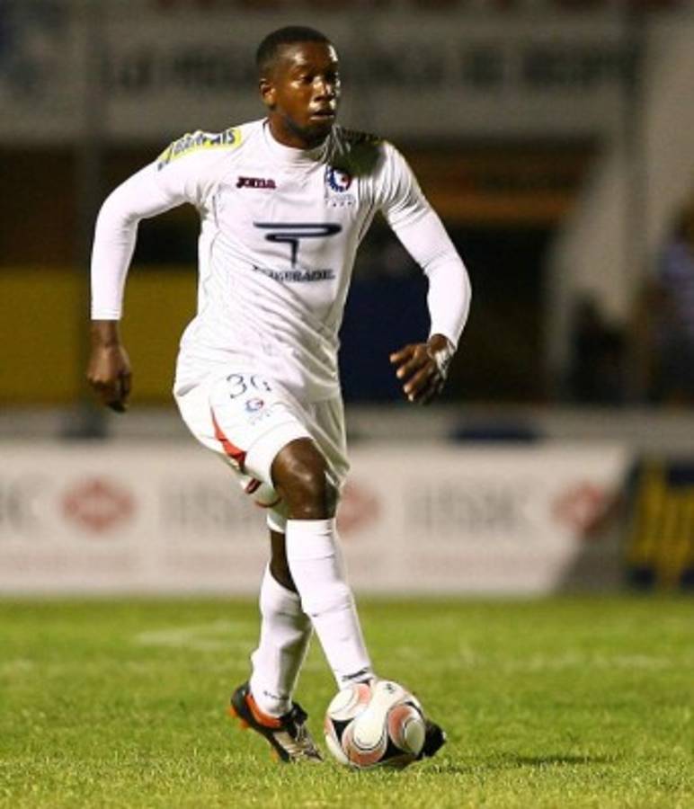 ¡Lujo! Roger Rojas elige su 11 ideal en Olimpia con futbolistas con los que ha compartido