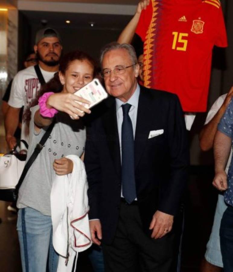 La selfie de Florentino, el abrazo de Hazard y el gesto de Sergio Ramos: Así viajó el Real Madrid a Houston