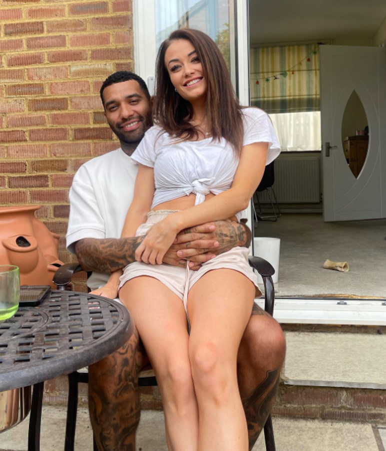 Youtuber se cuela a la mansión de un crack y se lleva tremenda sorpresa: una plantación industrial de marihuana