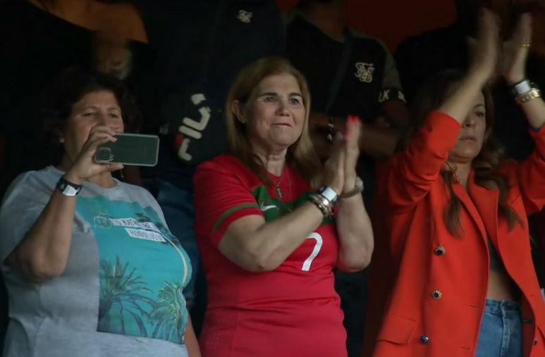 Fotos: Cristiano Ronaldo llega a 117 goles con Portugal gracias a su doblete y su mamá no pudo contener las lágrimas