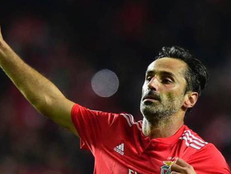 De goleador de la Liga Española a terminar en una farmacia casi inválido: “Me pusieron 42 inyecciones, hoy no aguanto”