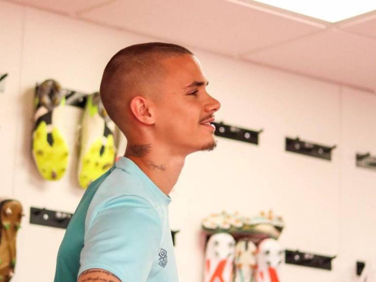 “Lo acerca a su madre”: el inesperado motivo por el que Romeo, hijo de David Beckham se retira del fútbol a los 22 años