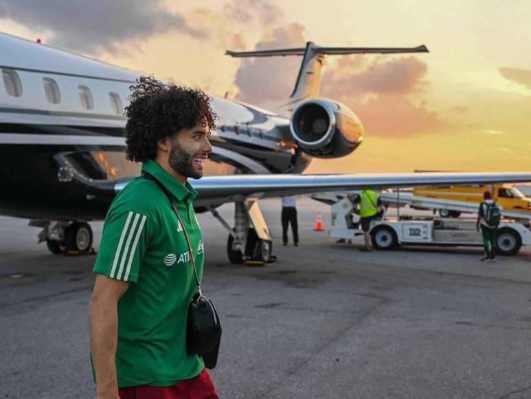 Chino Huerta sorprende y emprende nueva faceta previo al duelo Honduras-México en el estadio Morazán