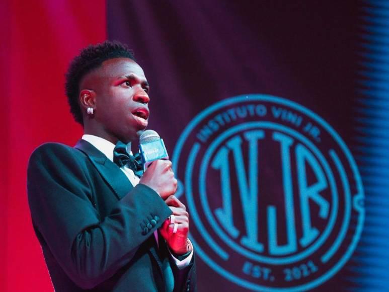 Señala los dos culpables del Real Madrid por los que Vinicius no ganó el Balón de Oro 2024: “Ellos lo perjudicaron”