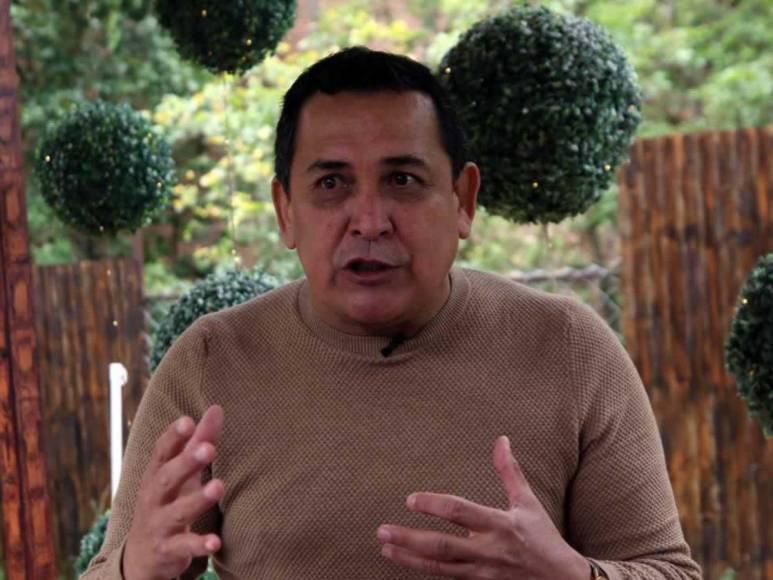 ¿Se retiró? Nahún Espinoza y su realidad luego de ser hospitalizado hace un año por un problema cardíaco