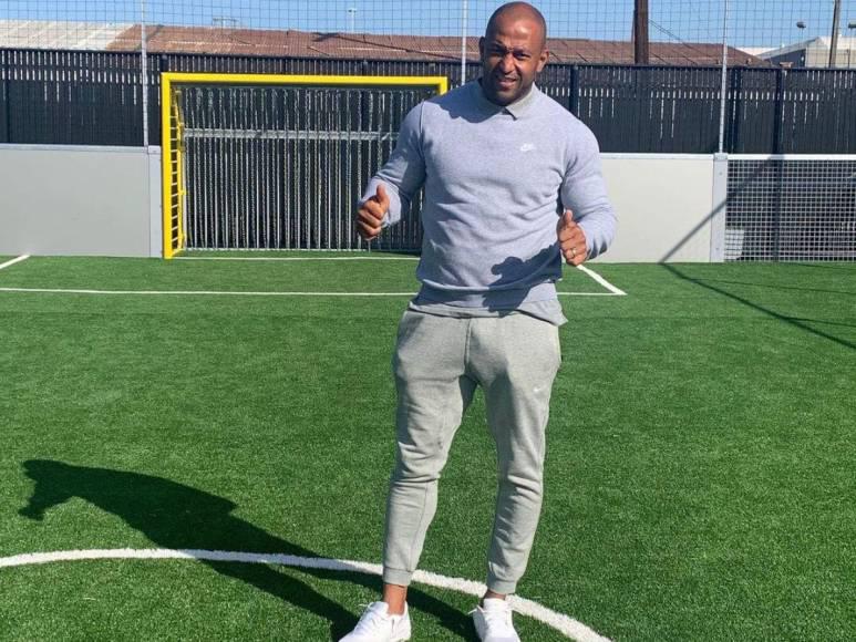 Barbería, hotdogs, pulperías y muchos son ganaderos: los futbolistas hondureños que también son emprendedores