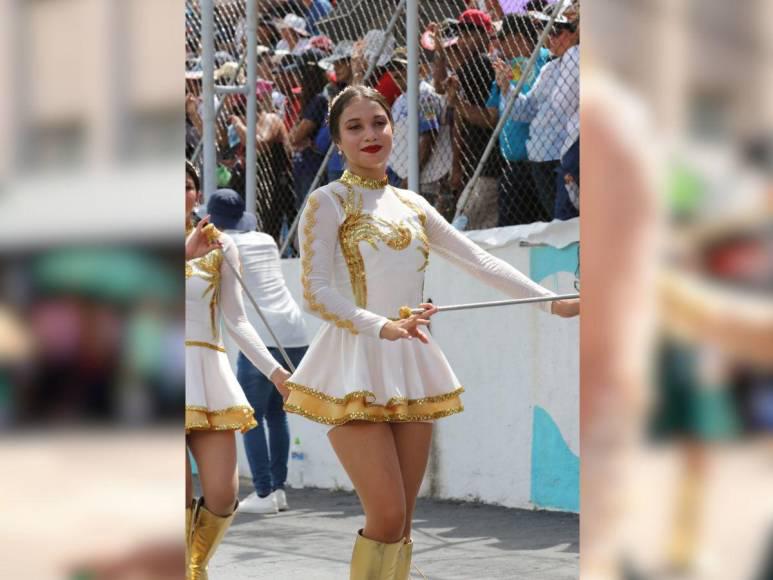 ¡Qué guapas! Las palillonas que enamoraron en los desfiles del Día de la Independencia en Honduras