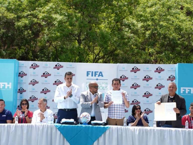 ¿Se retiró? Nahún Espinoza y su realidad luego de ser hospitalizado hace un año por un problema cardíaco