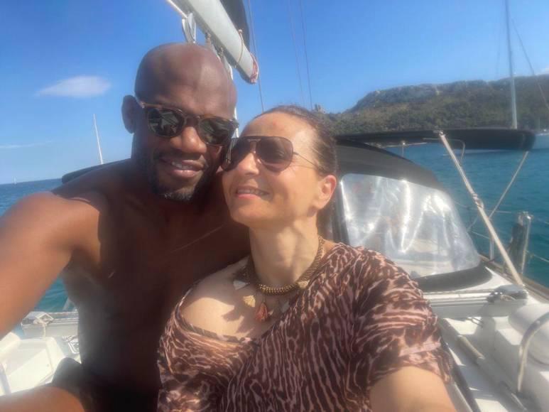 Así presume su estilo de vida junto a su esposa italiana: ¿qué ha sido del exgoleador hondureño David Suazo?