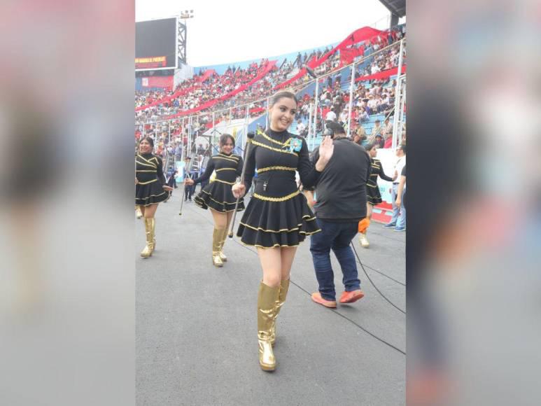 ¡Qué guapas! Las palillonas que enamoraron en los desfiles del Día de la Independencia en Honduras