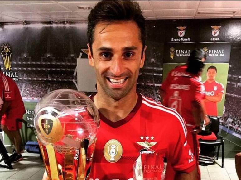 De goleador de la Liga Española a terminar en una farmacia casi inválido: “Me pusieron 42 inyecciones, hoy no aguanto”