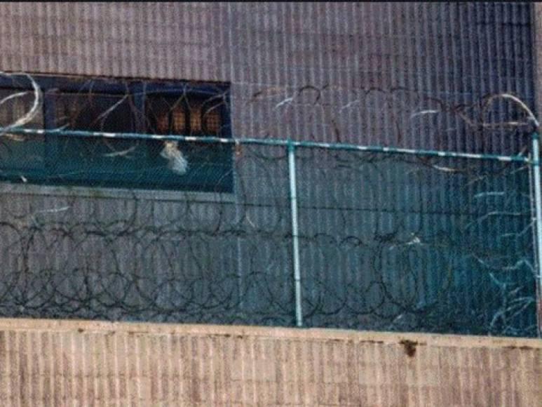 Así es “La Cámara de Tortura”, la cárcel donde sería llevado Juan Orlando Hernández tras confirmarse su extradición a EEUU