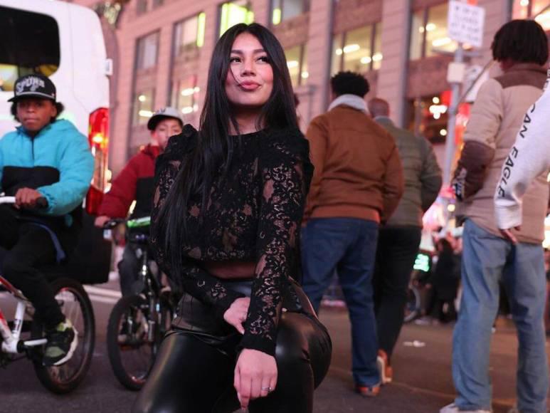 Hermosa olanchana anuncia embarazo y el padre del bebé es legionario hondureño de la MLS