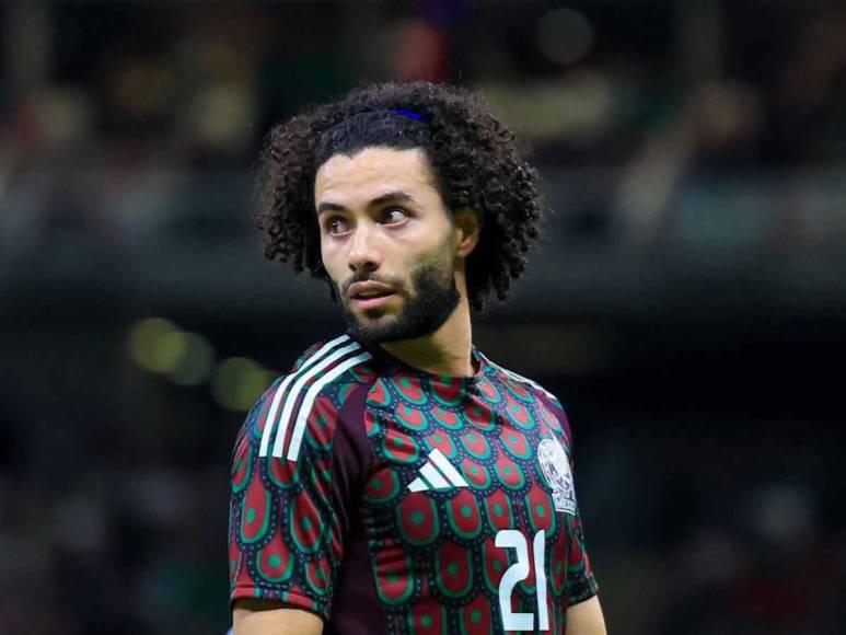 Chino Huerta sorprende y emprende nueva faceta previo al duelo Honduras-México en el estadio Morazán