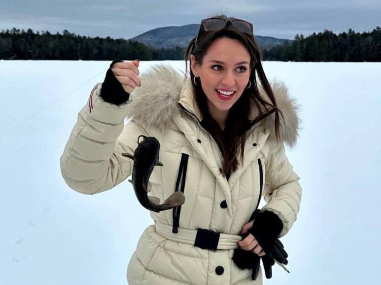 ¡48 años de diferencia! Famoso entrenador comienza relación como bella chica y así se conocieron