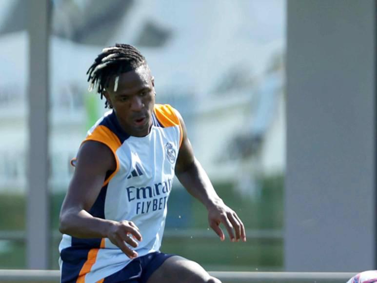 Mbappé es el culpable: la inesperada postura de Vinicius con Real Madrid tras perder el Balón de Oro