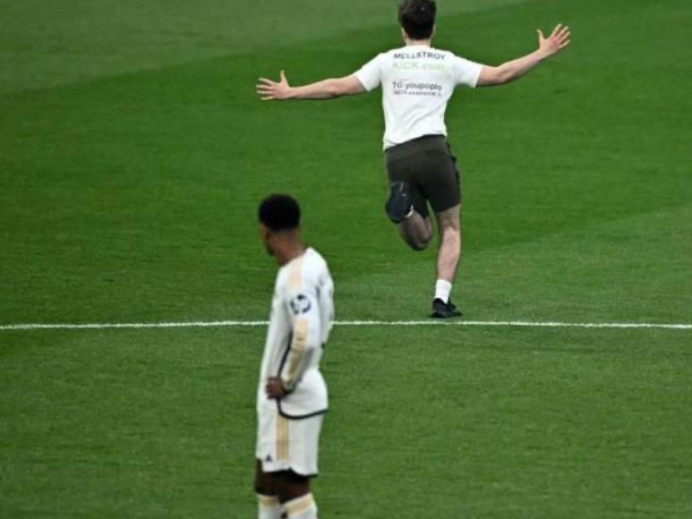 Quién es el peligroso influencer que provocó hecho insólito en la Champions: el dinero que pagó y el que celebró como Cristiano