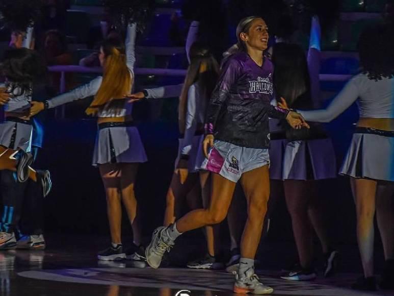 Muere jugadora a sus 28 años y revelan la causa de su fallecimiento: “la encontraron junto a su perro pitbull”