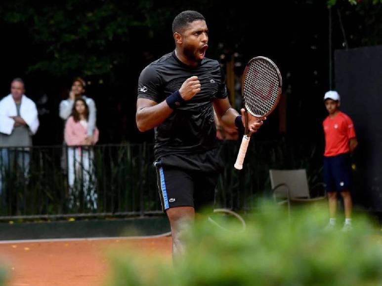 ¡No lo oculta! Deportista brasileño sorprende al declararse gay y presenta a su novio: “Te amo mucho”