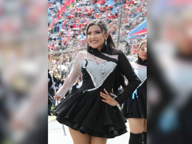 ¡Qué guapas! Las palillonas que enamoraron en los desfiles del Día de la Independencia en Honduras