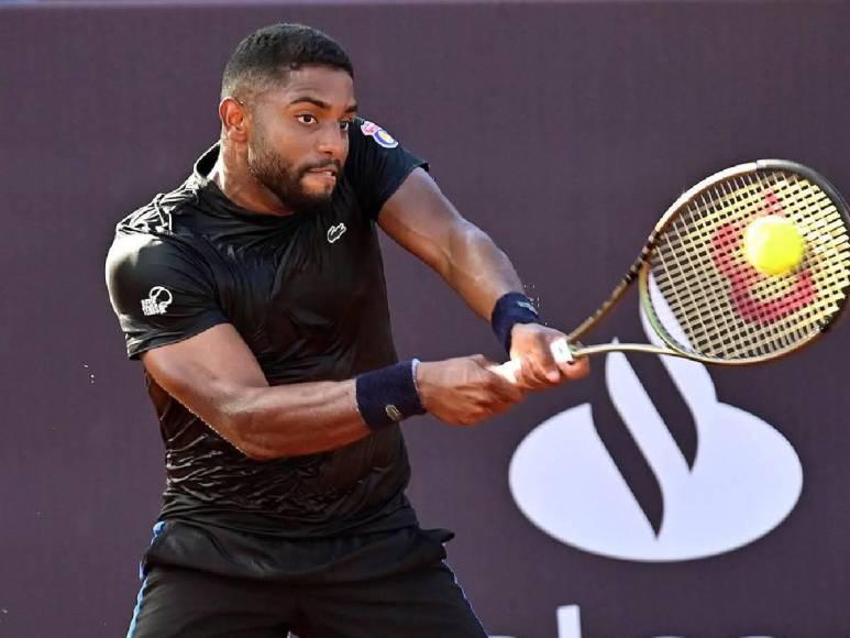 ¡No lo oculta! Deportista brasileño sorprende al declararse gay y presenta a su novio: “Te amo mucho”