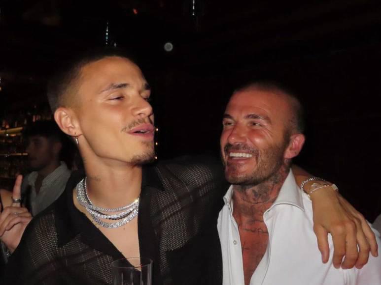 “Lo acerca a su madre”: el inesperado motivo por el que Romeo, hijo de David Beckham se retira del fútbol a los 22 años