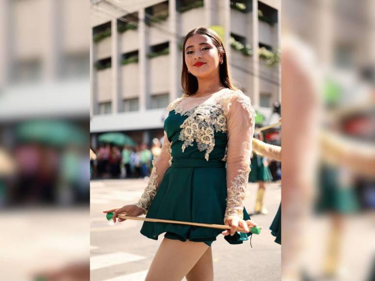 ¡Qué guapas! Las palillonas que enamoraron en los desfiles del Día de la Independencia en Honduras