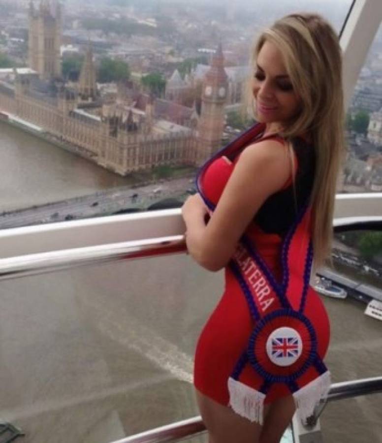 ¡Preciosa modelo rubia lanza ''picante'' promesa si el Chelsea gana la Champions League!