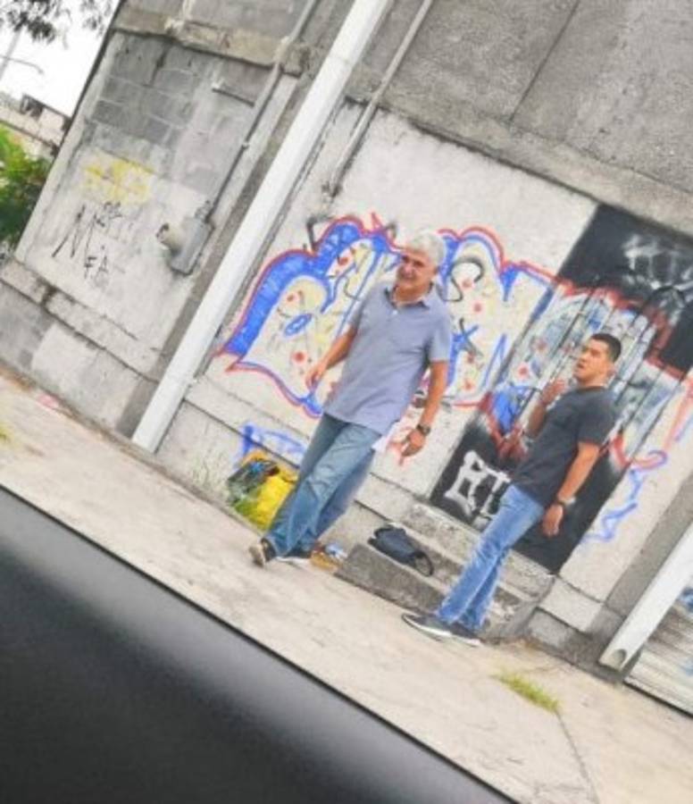 ¡Qué susto! Tuca Ferretti se accidenta y destruye su lujoso Mercedes Benz