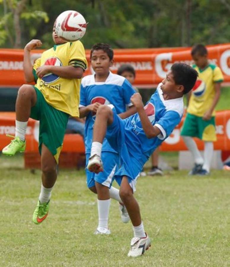 Las mejores imágenes de las semifinales en la Copa Gatorade 2015