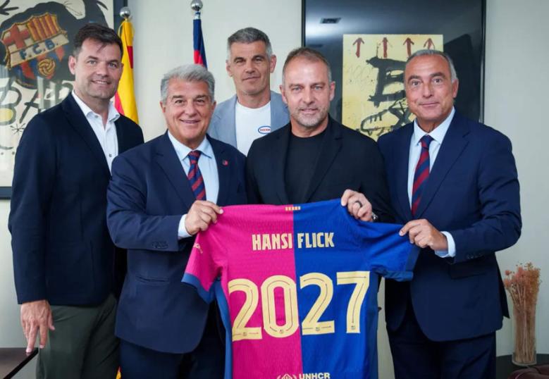 Rechazó al City y Bayern porque quiere jugar en Barcelona: el fichaje deseado por Hansi Flick