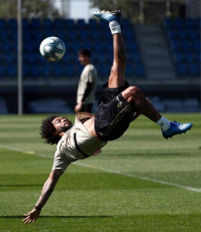 Visita inesperada, chilenas de Ramos y Marcelo: Así fue el entrenamiento del Real Madrid   