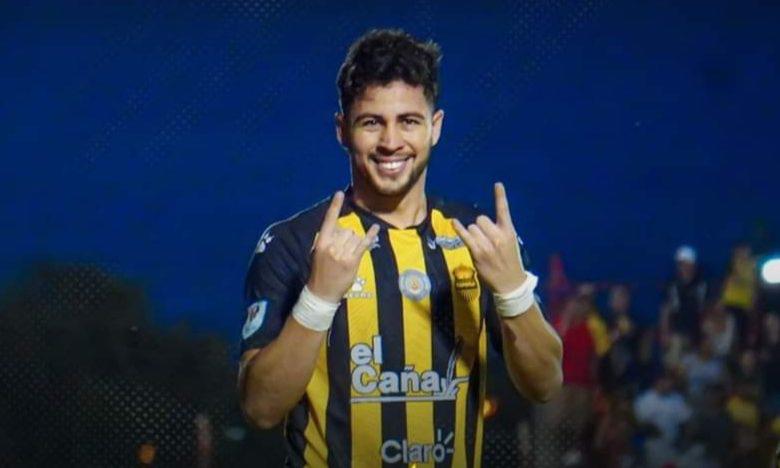 Fichajes Honduras: El ex Olimpia y Motagua fichado en el ascenso, Edwin Solani se acerca a la capital y Emilio Izaguirre por sus dos primeras altas