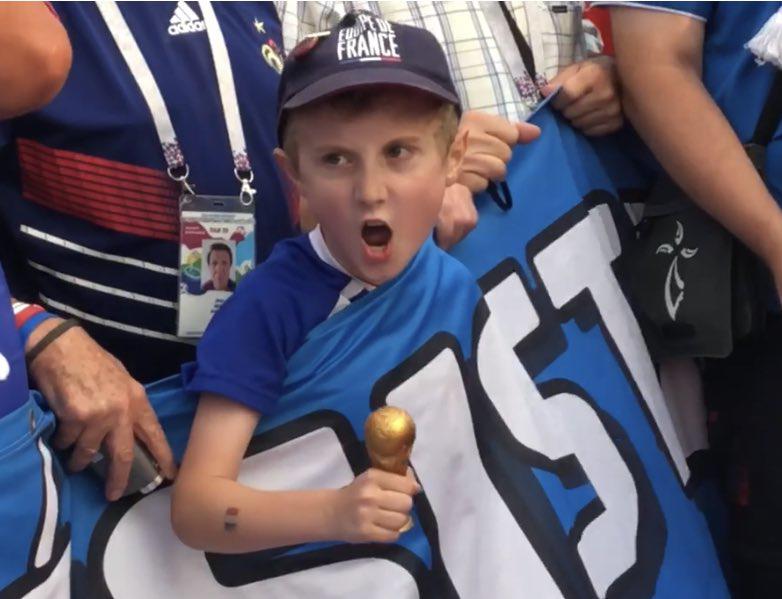 NO SE VIO EN TV: El verdugo de México en Doha, quién es el niño viral y el que siempre estuvo “enojado” en el sorteo de Qatar 2022