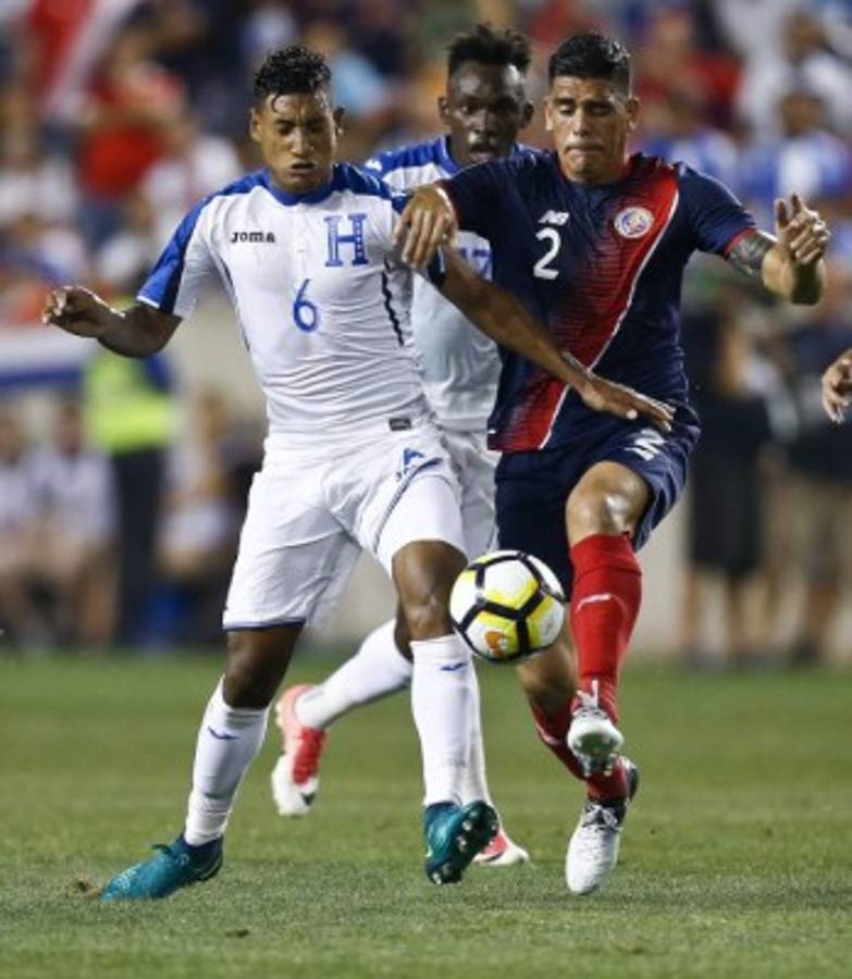 ¡CON BAJAS SENSIBLES Y DUDAS! Con estos hombres se jugaría Pinto el boleto a Rusia 2018