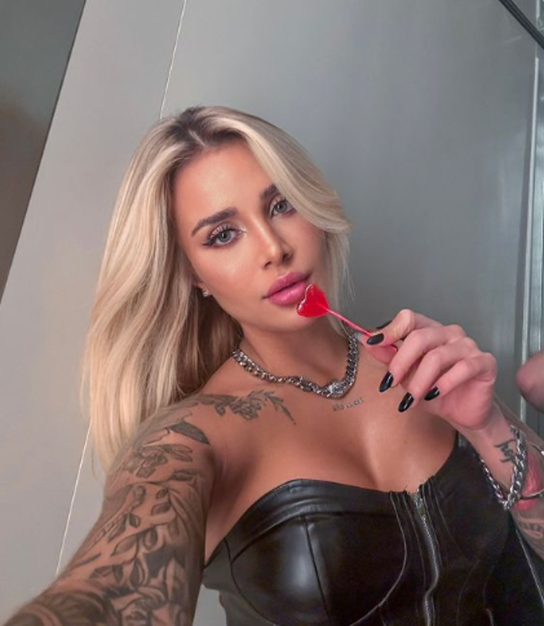 ¡Nueva novia! La preciosa rubia que tiene ‘babeando’ a un crack del Real Madrid: “Te amo, bebé”