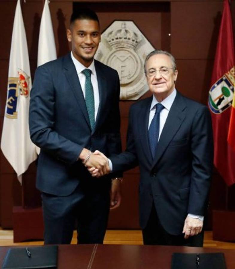 Así fue la presentación de Areola con el Real Madrid: Su sexy mujer deslumbra y usará el dorsal de su ídolo